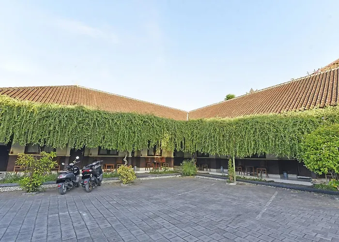 Hotel Capital O 91406 Agus Jaya 3*